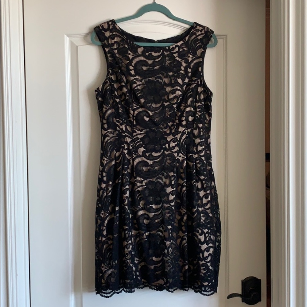 Never worn Vince Camuto Floral-Lace Dress